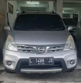 Nissan GRAND LIVINA X Gear 2010
