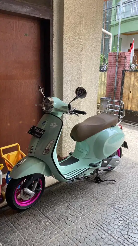 vespa primavera 2021 green relax