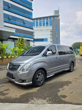 Hyundai H1 2017 Bensin AT 12 seat Dp 3jt aja!!