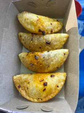 Cireng kuah creamy dan cireng chili oil
