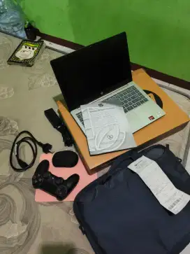 LAPTOP HP 14-EM0195