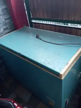 Freezer box 200 liter