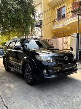 Toyota Fortuner VNT TRD 2015 AT