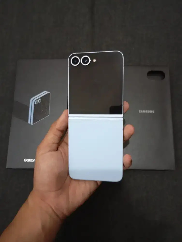 Samsung Z Flip 6 12/256 Fullset No Minus Mulus