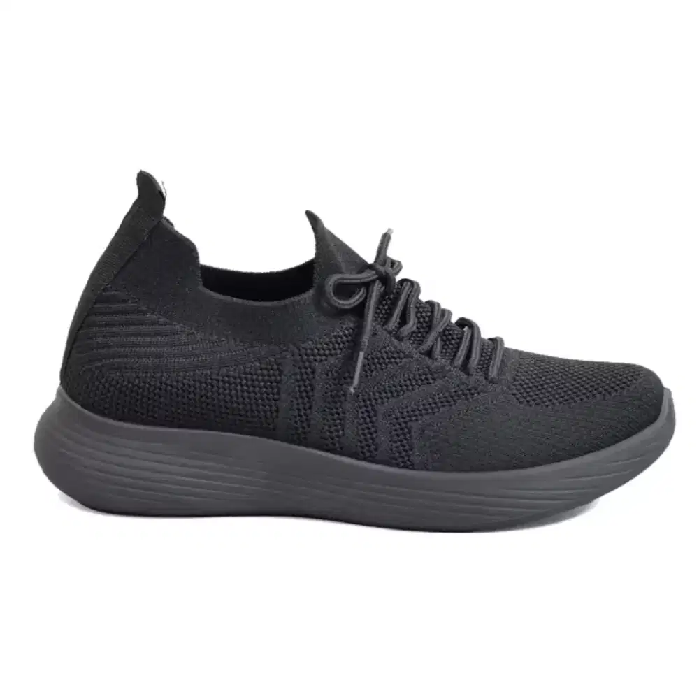 Jual Sepatu Dr. Kevin Sneaker Hitam ukuran 42