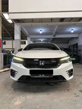 Honda City Hatchback 2021 Putih Low Mileage Low KM Orisinil Mulus