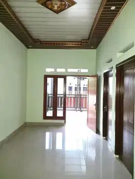 Disewakan rumah strategis