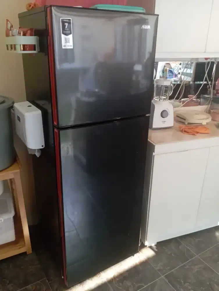 Kulkas AQUA 2 pintu