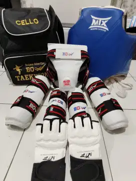 Paket pelindung Taekwondo Second like new