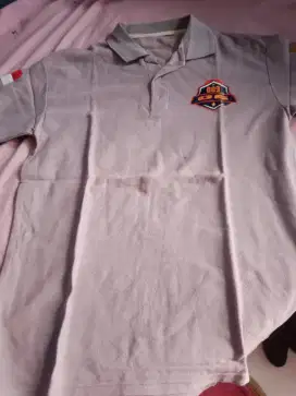 Kaos pria krah ukuran L