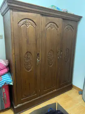 Lemari Jati 3 Pintu