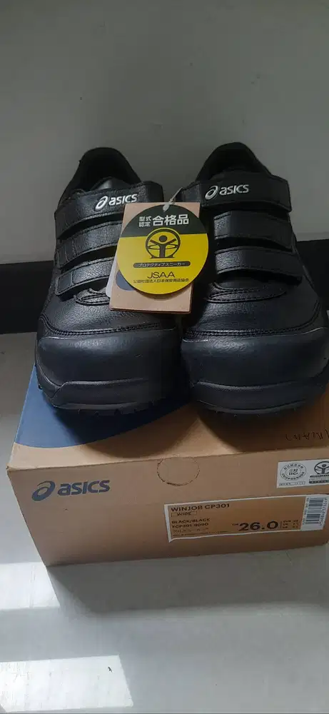 Sepatu Safety Asics