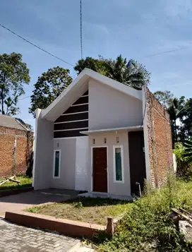 Rumah Siap Huni Sumbersuko Tajinan Malang