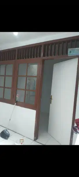Dikontrakan rumah petakan Bulanan/Tahunan