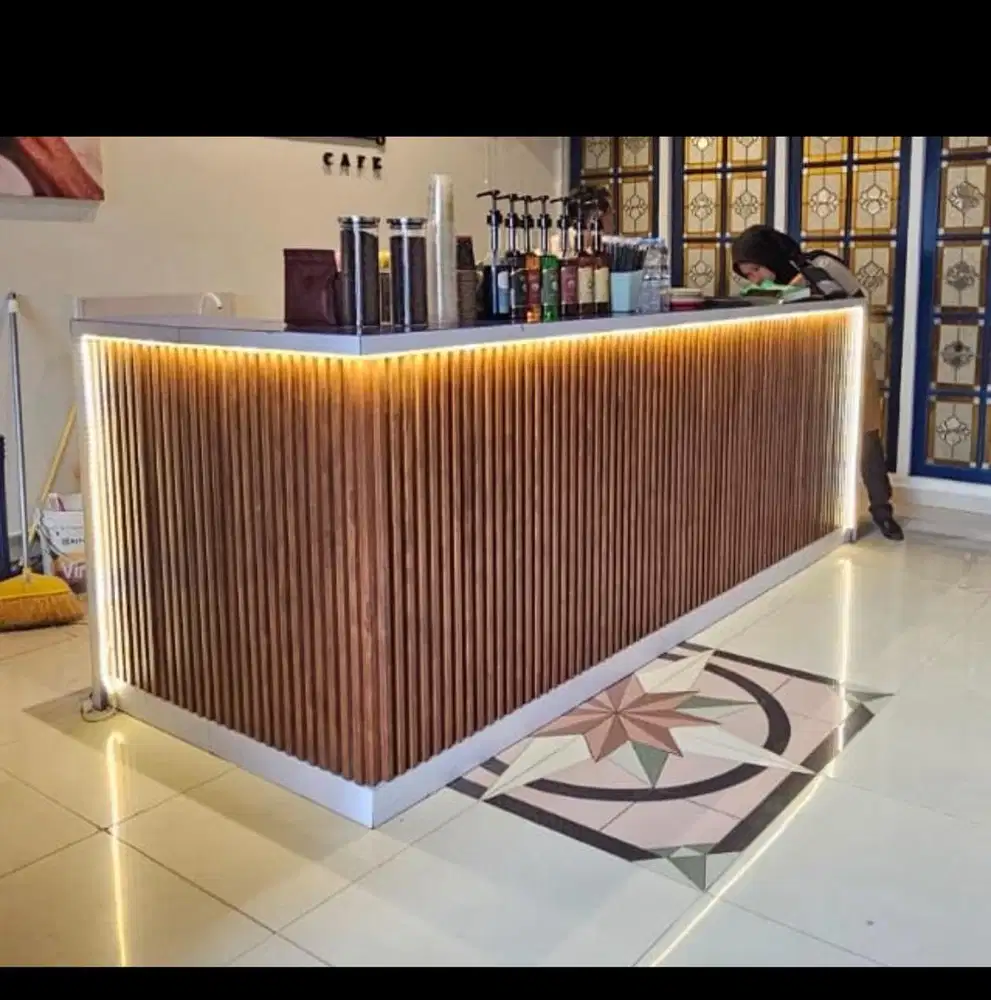 Meja bar cafe bagus