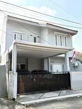Kost Baru untuk Putri dekat Stasiun KRL Pondok Ranji Bintaro Sektor 2