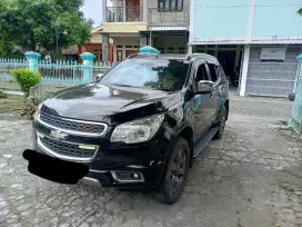 Chevrolet Trailblazer LTZ 4x4 2013 Trail Blazer 4 x 4 2.8 AT 2800 cc