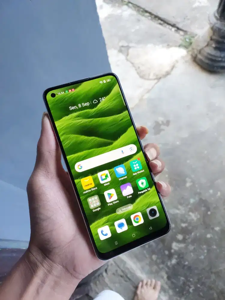 REALME 11 8GB 256GB MULUSS SEGELL SIAP PAKAI NO MINUS