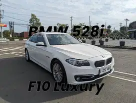 Mobil mewah mentok, rasa eksekutif, udah sunroof! NIK 2014 low KM !