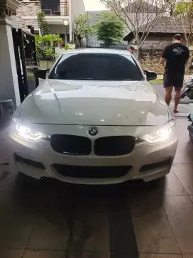 BMW 335i V30 2012