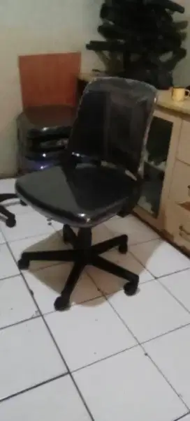 Kursi kantor jaring