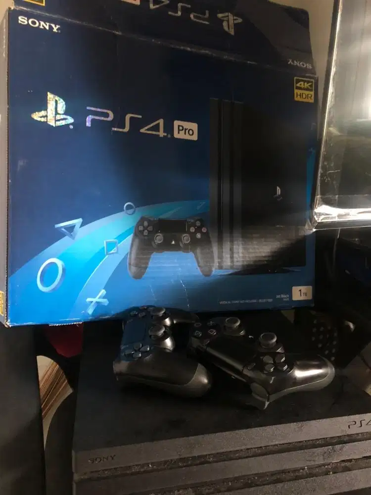 DIJUAL PS4pro 1TB