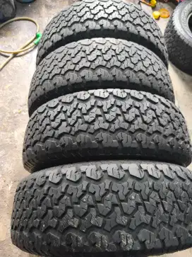 Maxxis Bravo AT 275 65 R18