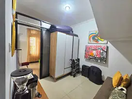 DIJUAL Cepat Rumah 2.lantai di Era Mas 2000 pulo gebang jakarta timur