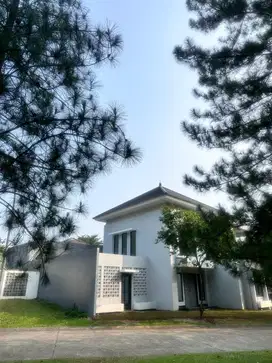 Dijual rumah minimalis lokasi di sentul city
