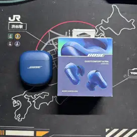Bose Quietcomfort Ultra Earbuds Lunar Blue