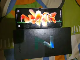 Samsung z flip 3 8/256 sein garis 1 sisanya normal 2jt nego tipis