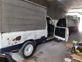 Isuzu Panther box 2009 Diesel