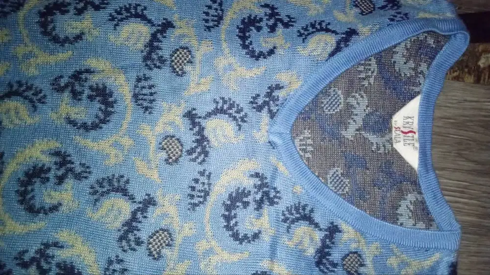Baju Krystle Scala