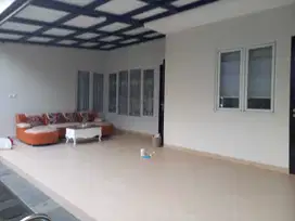 Disewa rumah mewah dilokasi sentul city
