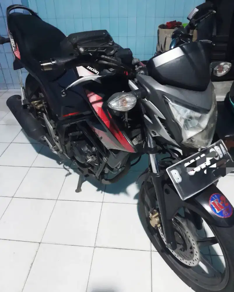 Motor Honda CB 150R