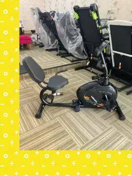Sepeda statis Recumbent Legacy alat olahraga YWB-982