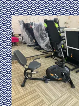 Sepeda statis Recumbent Legacy alat olahraga YWB-982