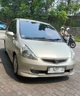 Honda Jazz 2004 Bensin