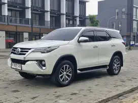 Toyota Fortuner 4x2 Automatic 2017 Diesel Putih Metalik