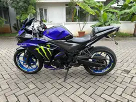Yamaha R25 ABS 2018 Kondisi Baik Surat Lengkap