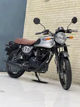 READY‼️ KAWASAKI W175 SE TH 2018 NOPOL N MULUS NOMINUS