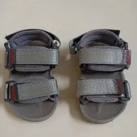 sandal anak Schofield size 13,5cm