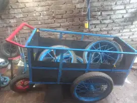 Roda dorong siap pake dan 2 setel plek