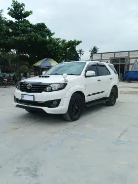 Fortuner G VNT TRD AT 2012