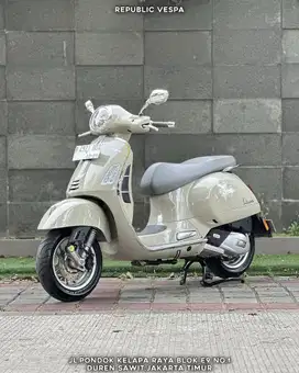 Piaggio Vespa GTS 150 IGET Facelift Keyless ABS ASR TH 2023 Beige