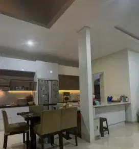 JUAL MURAH RUMAH 2 LT GADING SERPONG CLUSTER CRYSTAL SEMI FURNISHED