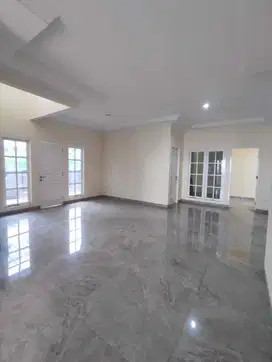DIJUAL RUMAH STRATEGIS DI SEKTOR 1 GADING SERPONG TANGERANG