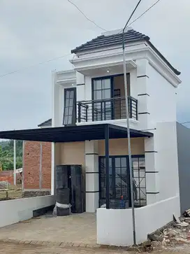 Ready unit rumah villa 2 lantai karangploso malang