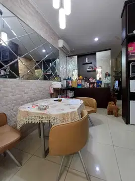 dijual rumah semi furnish termurah di cluster asia green lake ciy 6x15