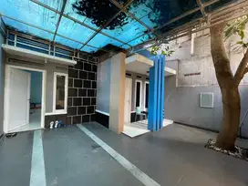 Dijual Rumah mewah murah 20.5 x 6.5 m2 dekat tol simatupang Jarang ada